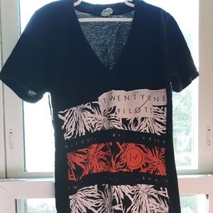twenty one pilots Official Merch Top